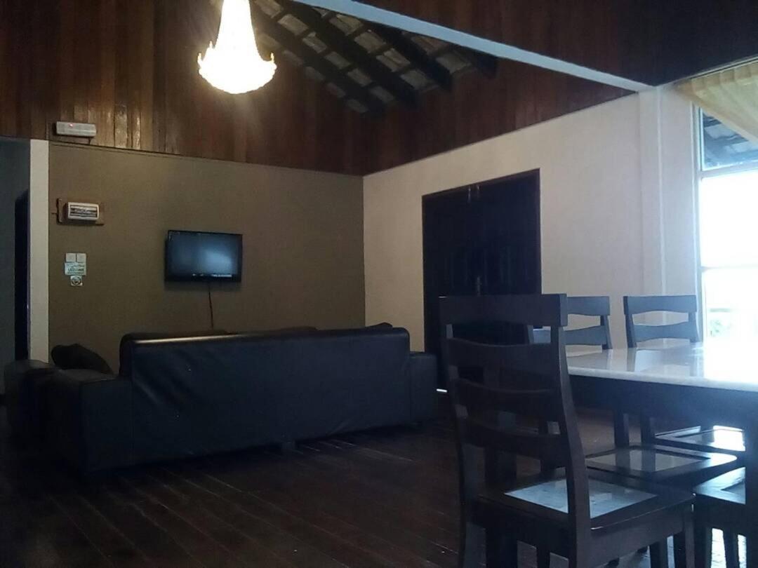 J Residence Kampong Kundassan Zewnętrze zdjęcie